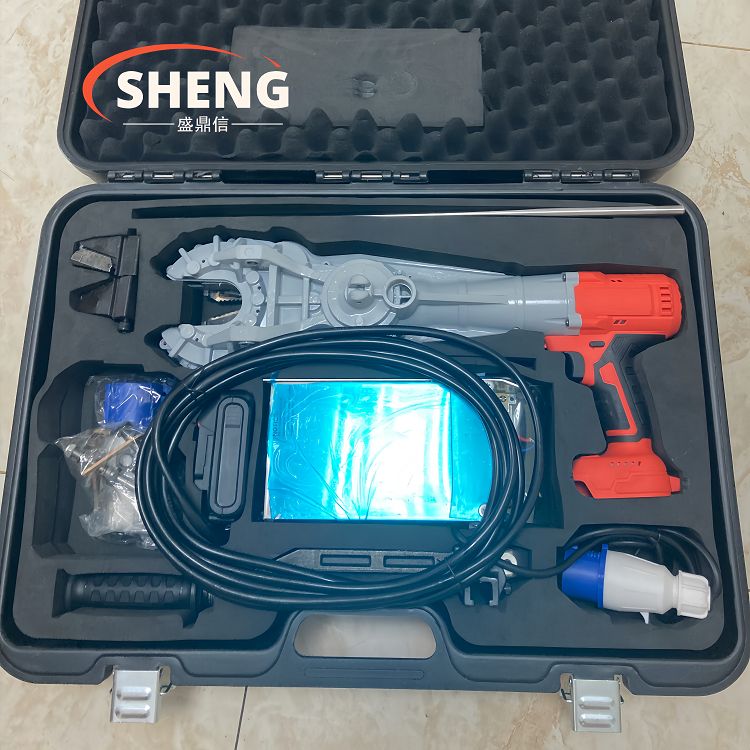 Chiave di collegamento per barra d'armatura elettrica e a batteria